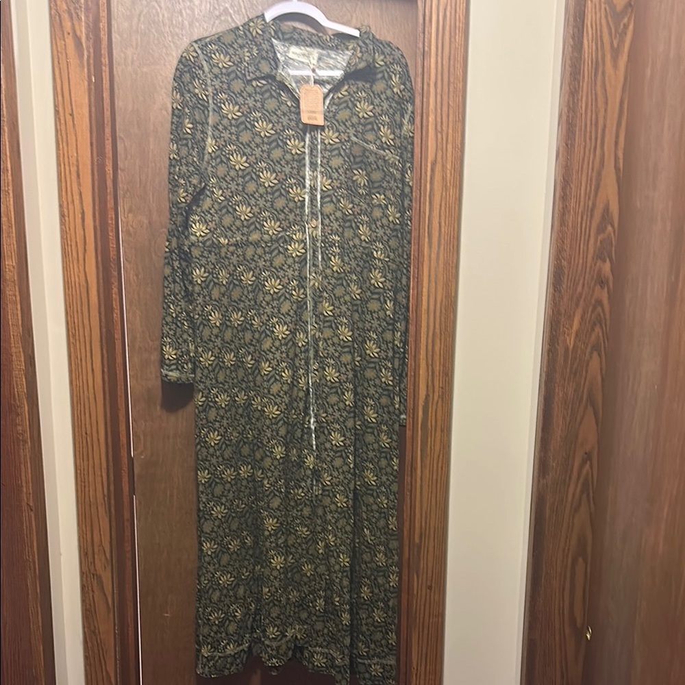 Floral Green Maxi Dress